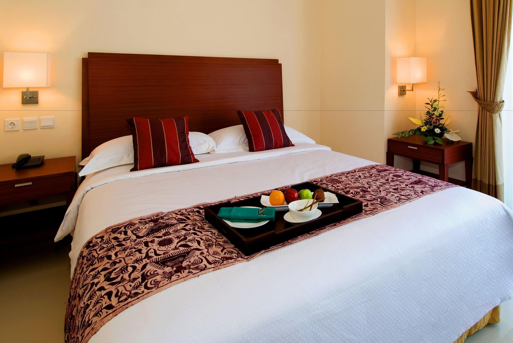 Aston Manado Hotel Buitenkant foto